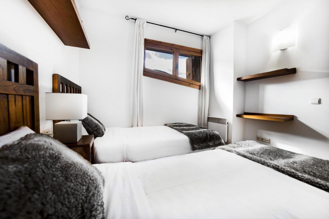 Apartaments Esquirol 埃尔塔特 外观 照片